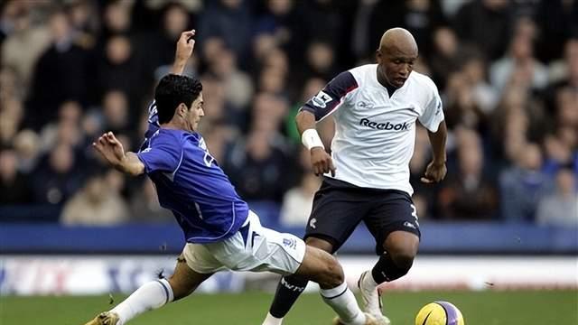 从非洲足球先生到利物浦累赘，只用了两年时间，天才毁于惹是生非