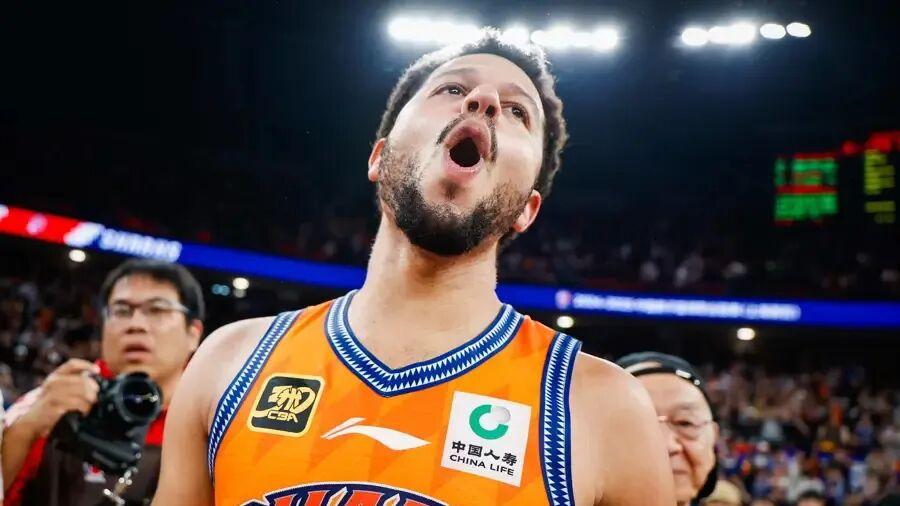 大换血！主帅下课！第一外援离队！CBA老牌劲旅不装摊牌了