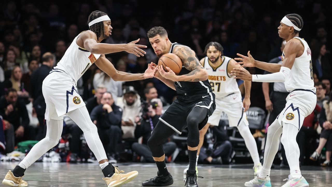 四笔交易方案即将官宣！勇士欲再组四巨头，莫兰特新东家曝光