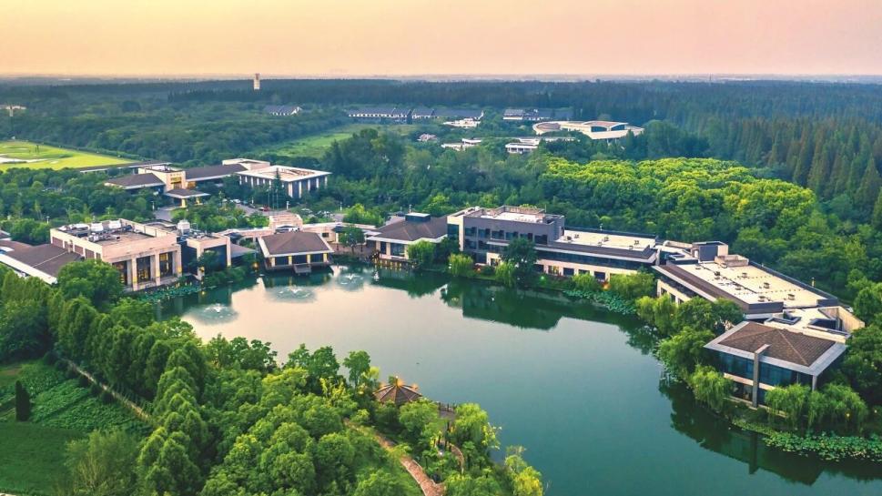 跑马逐春，护航有我！上海怡沁园伴跑2026长江半马