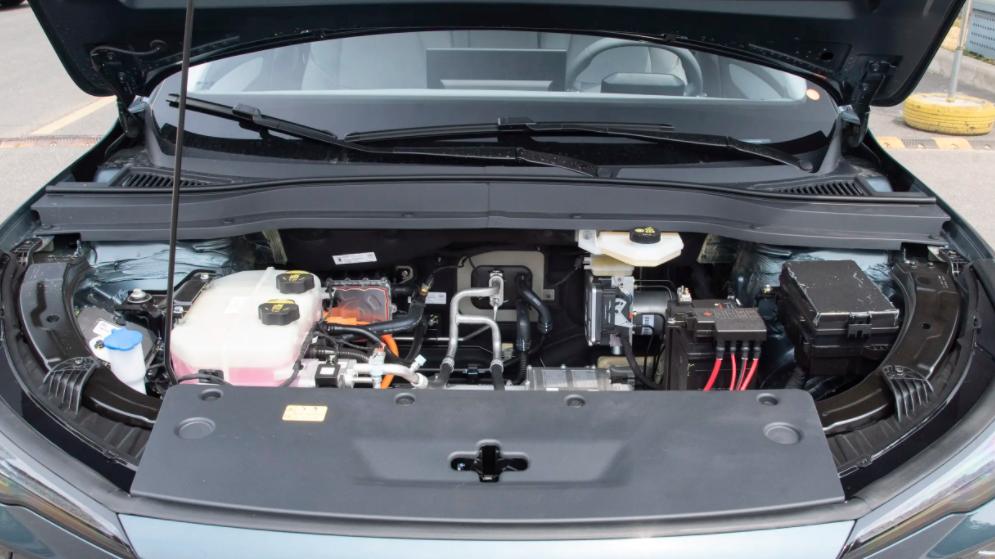 售价仅10.99万，纯电续航565km，奔腾悦意03欣享版上市