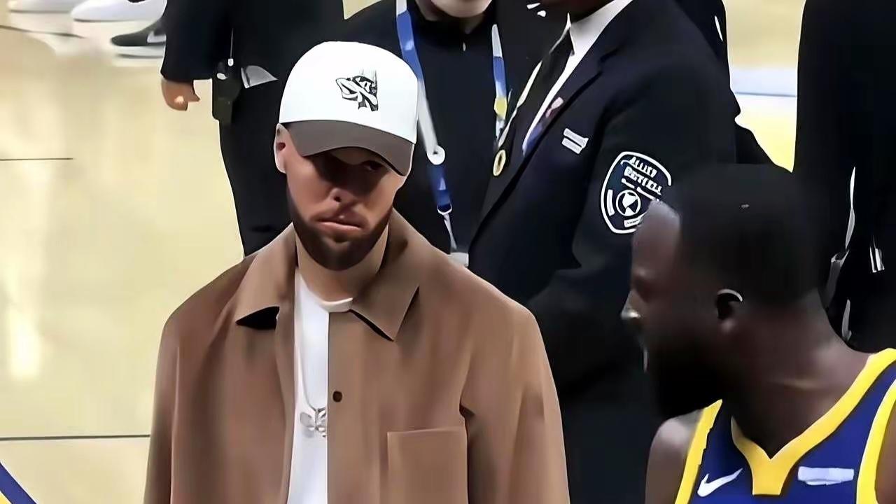 看热闹不嫌事大，杜兰特拱火库里格林关系，还顺带嘲讽了艾顿