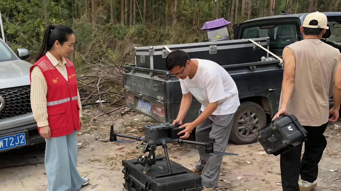 “空中鹰眼”显神威 北海公司高效处置清明山林突发火情