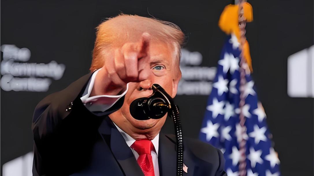 谈判桌 vs 航母，特朗普的“最后期限”留给谁？