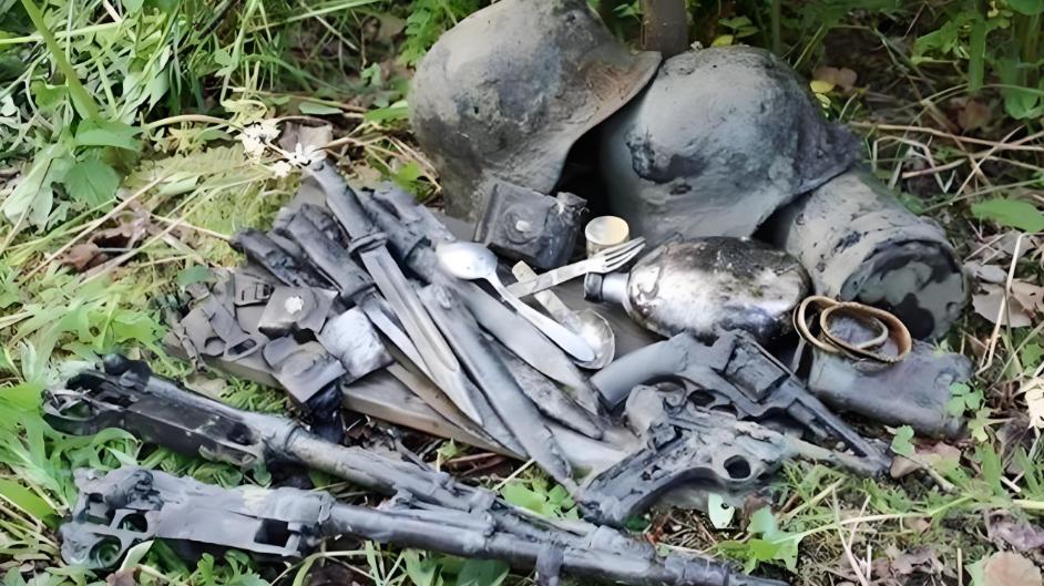 战后被遗忘的小岛，武器金币名表随便捡，首批去的人都成了富翁