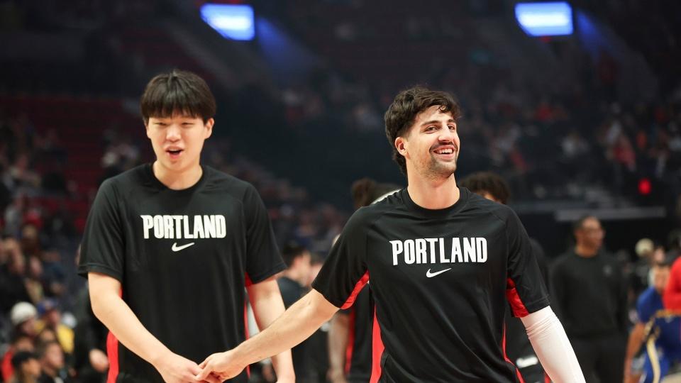 杨瀚森更衣室地位提升，利拉德中文水平怎么样？