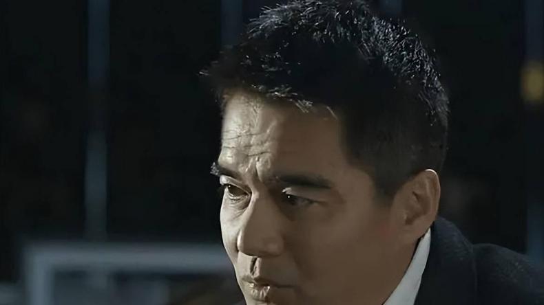 如果你出身普通，没家庭托举，没贵人指导，是很难翻身的