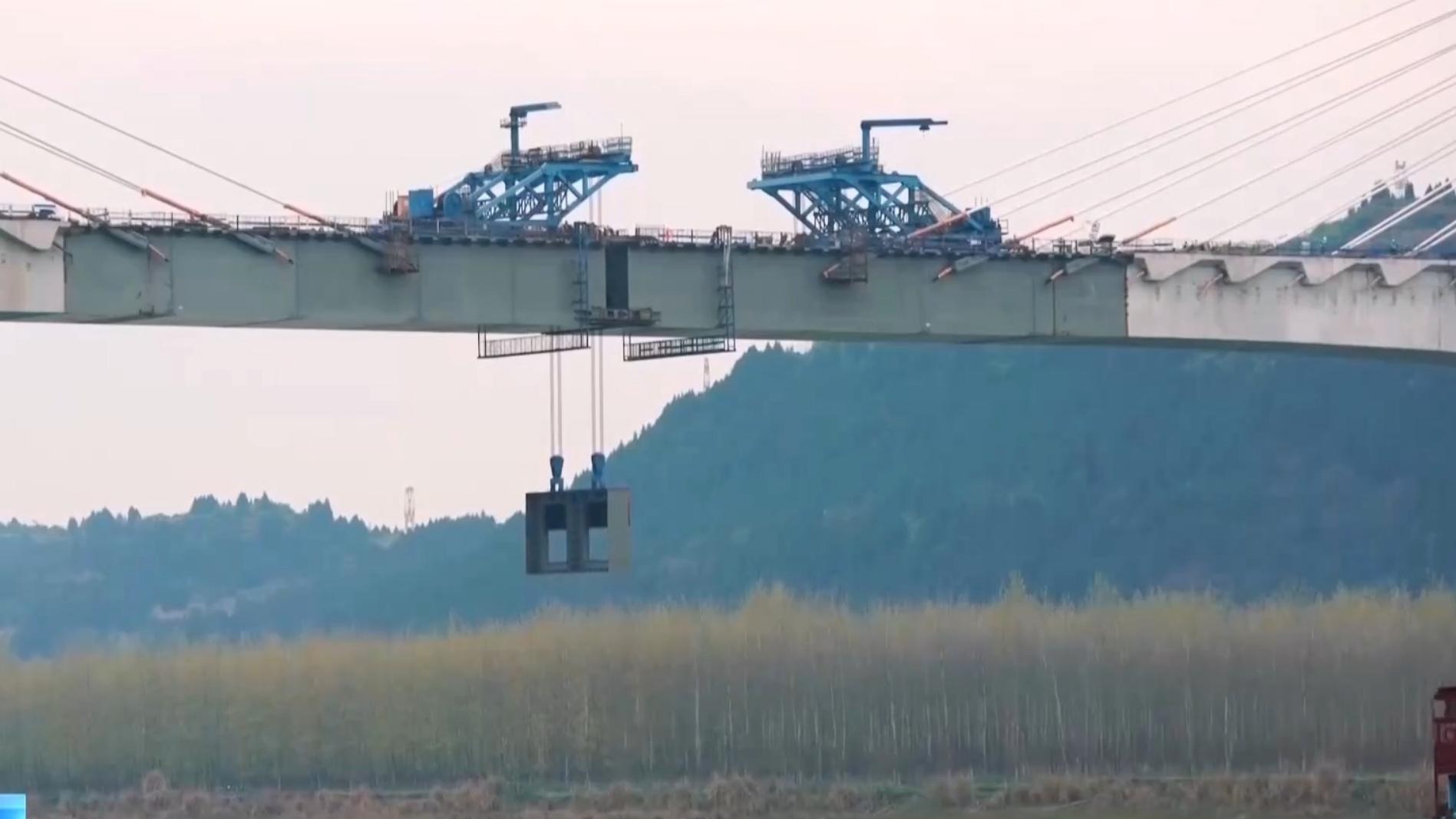 这几条高铁喜讯不断！离开通更进一步→