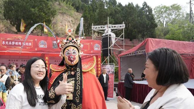 【河津】民俗技艺“闹”庙会 特色演艺聚人气