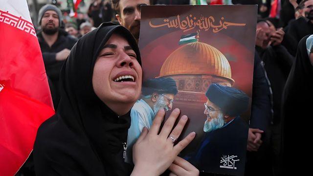 哈梅内伊遇袭身亡，40名伊朗高官陪葬，这场暗杀绝非简单“斩首”