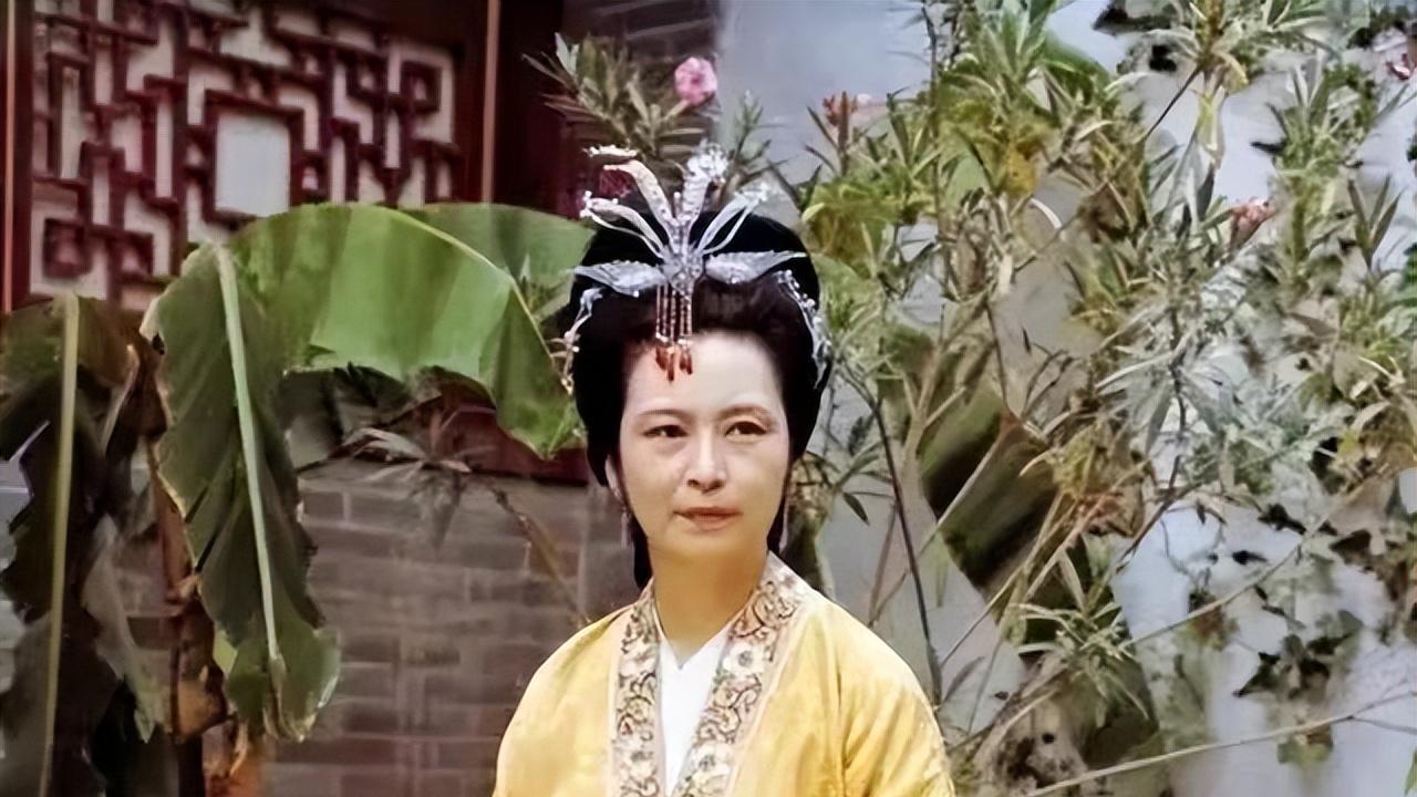 红楼梦主角不是林黛玉，也不是贾宝玉，而是天真烂漫的王夫人