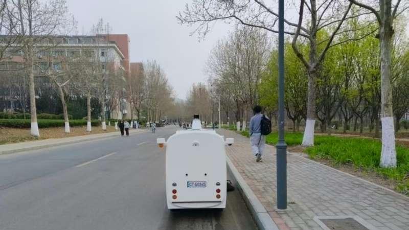 地下车库清洁机器人爬坡打滑怎么办，故障原因与解决方法