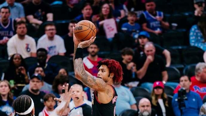 还要再打一场附加赛！贝恩空砍34分，班凯罗22投18分，还有6失误