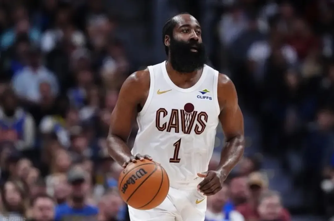 从一场失利看骑士：哈登融入不佳，防守体系存漏洞