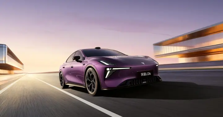 世界模型+强化学习上车：深蓝L06推送新一代端到端智能辅助驾驶