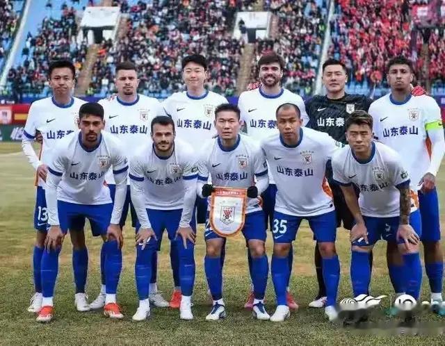 艰难时刻泰山队需要静下心来专注比赛 虽有禁赛伤病队伍阵容足够