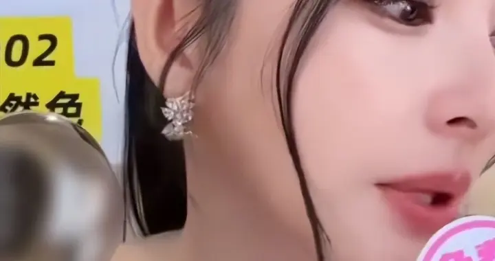 被官媒点名后，张雨绮首现身再传噩耗，她前夫曾说的话应验了