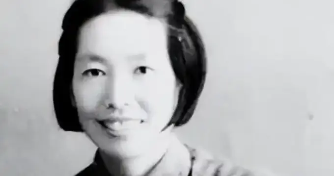 她曾是沈醉的爱人，后嫁给开国上将的外甥，建国后官至正厅级