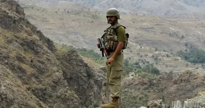 巴阿开打！这次巴基斯坦打的真猛！