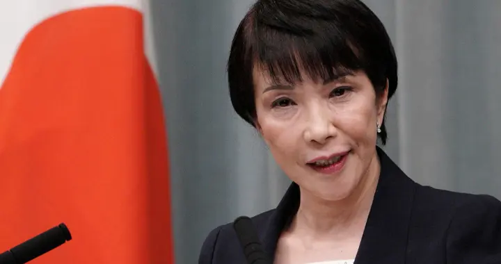 不见棺材不落泪！高市拒绝撤回言论后，日本又妄称“击沉福建舰”