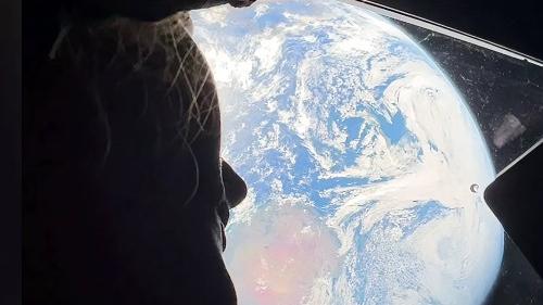 俗了余生：美国载人绕月飞船返回地球 太空