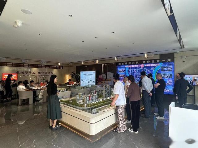 “省出一辆奥迪A8！”临沂楼市“回暖”，有房企成交额涨十倍