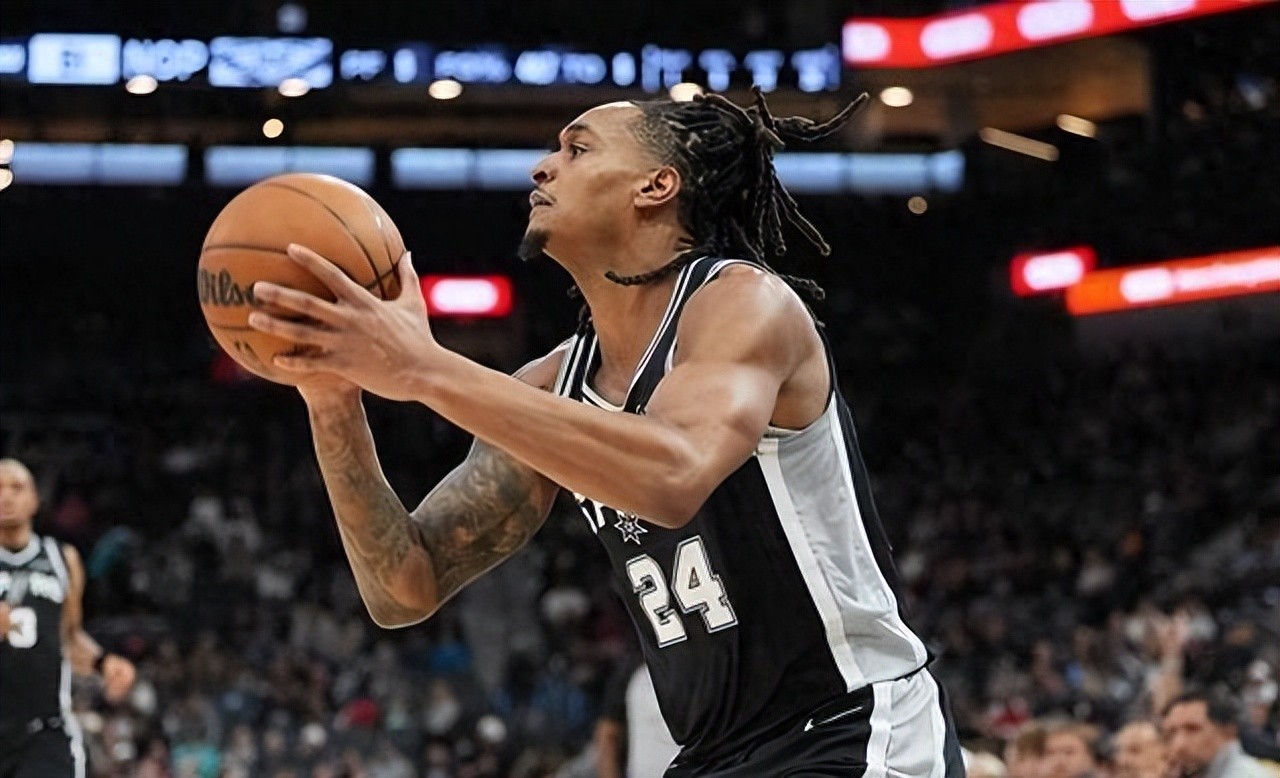 文班亚马28分10板2助 NBA马刺118-91大胜雷霆 亚历山大15分