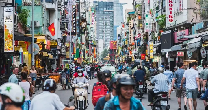 驱赶26万华人赚30亿横财，越南算尽利弊，为何终究满盘皆输？