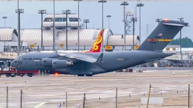 共面波导：谁说美国不讲排场，特朗普要来了
