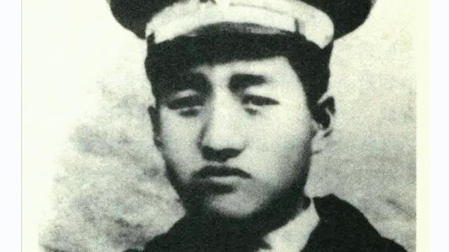 夕阳生霞辉：英俊潇洒之…青年徐向前！