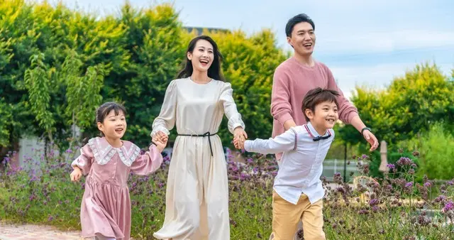 人生最大的教养，就是接受父母的平凡