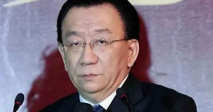 央媒怒批、坑害老百姓！臭名昭著的四大相声演员，各个难以原谅