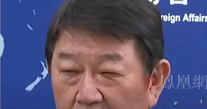 中国不首先使用核武器，应该坚决将军国主义的日本排除在外