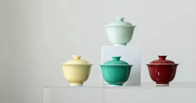 一种颜色里，藏着中国人没说出口的千言万语