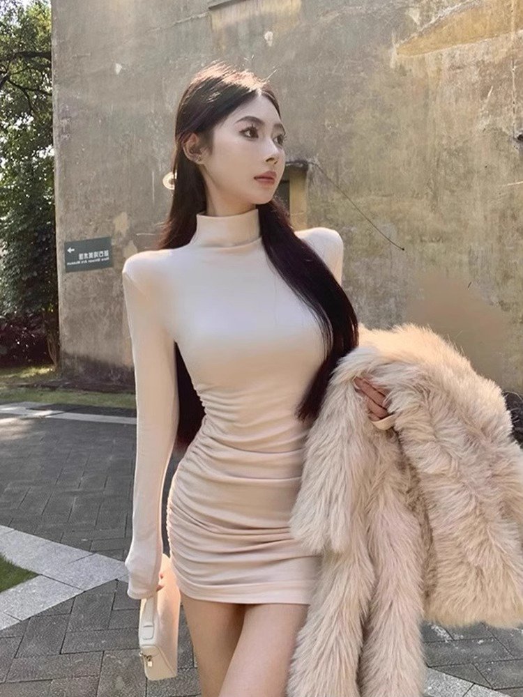 性感磨毛半高领连衣裙女早秋季辣妹内搭打底