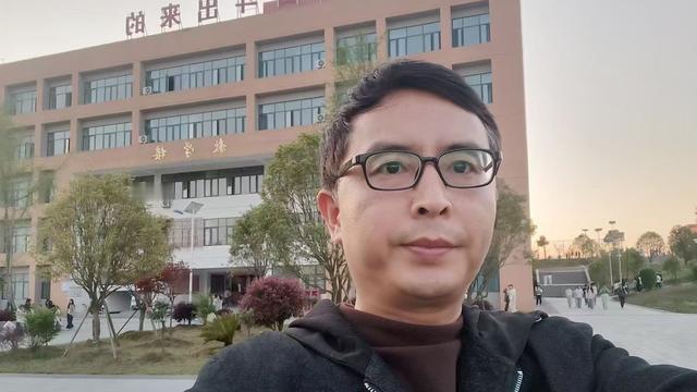 丙方立场：关注你职场生存发展的人，都是要