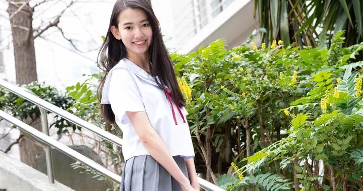 💞黑木丽奈💞：身高172的九头身长腿模特