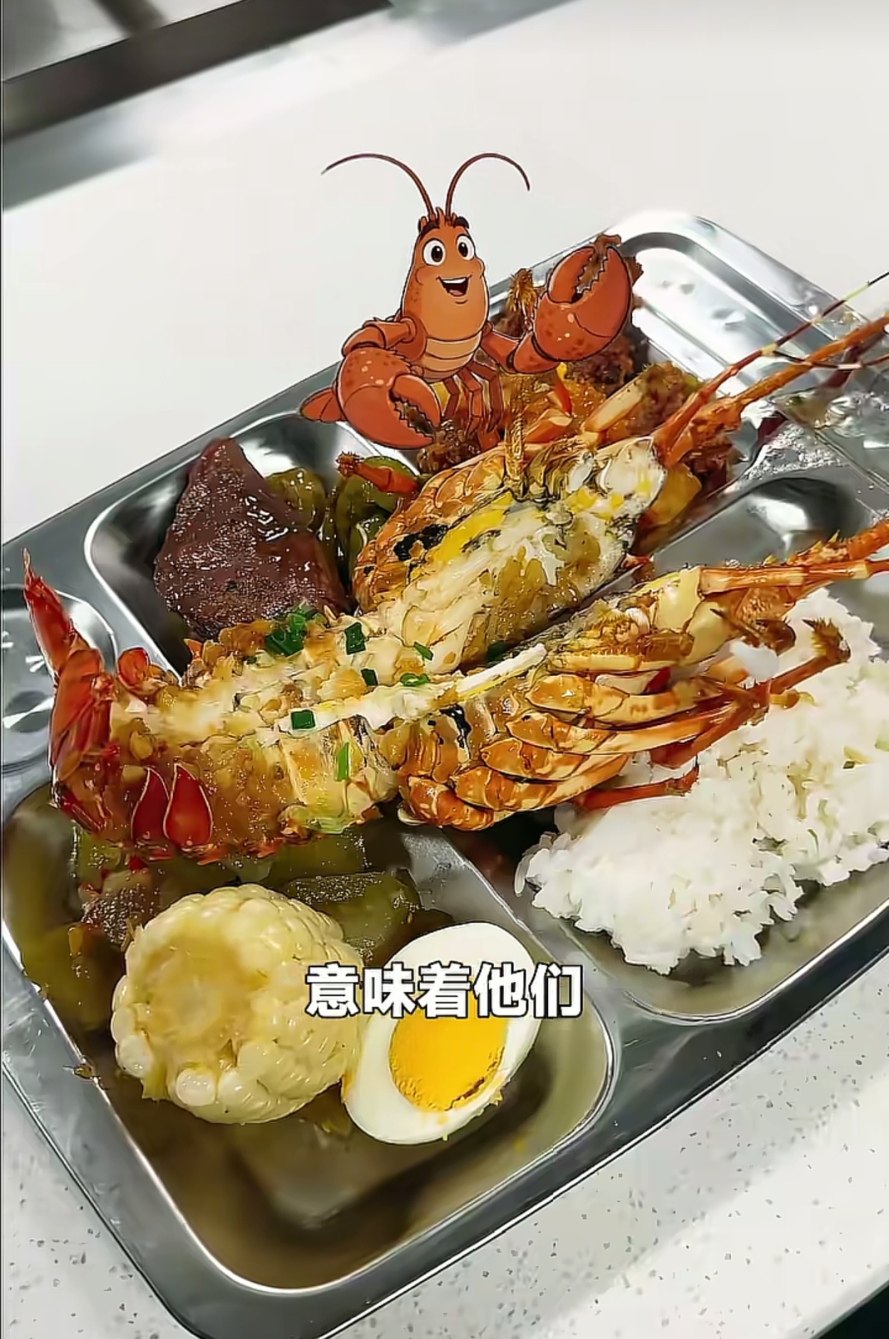 张雪食堂的硬核加餐：1000多只小青龙，每人一只，正常价格每只80~1...