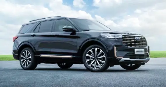 30万家用SUV别乱选！福特探险者：大空间强动力，告别新能源焦虑