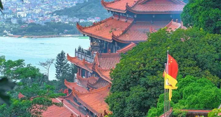 曹德旺四登石竹山九仙宫,睡一觉托梦求财到底是玄学还是套路?