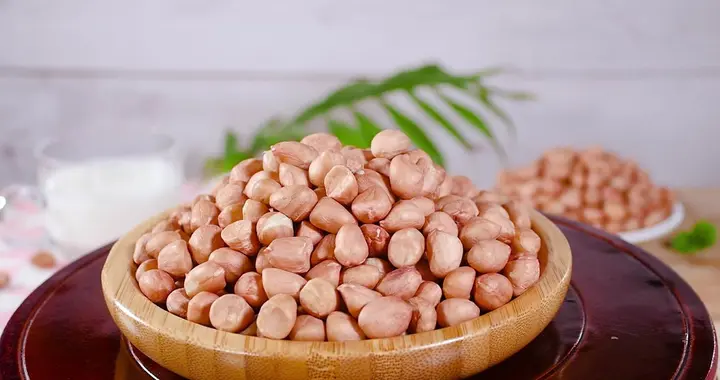 花生再次被关注！调查发现：糖尿病常吃花生，不出半年或有6好处