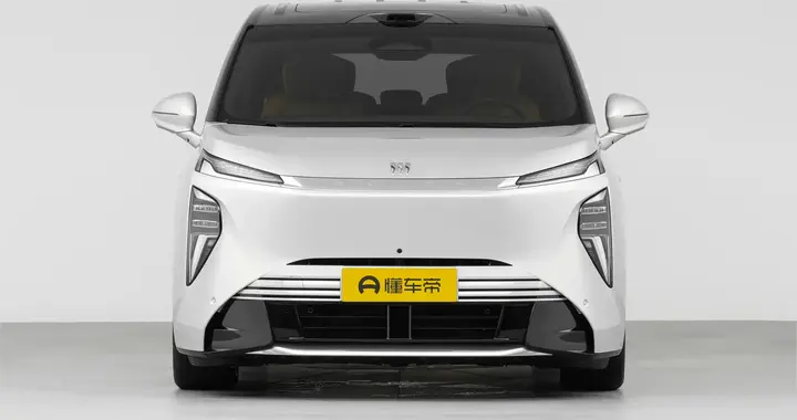 七座家用车“去伪存真”：插混的从容真比纯电更适合中国家庭？