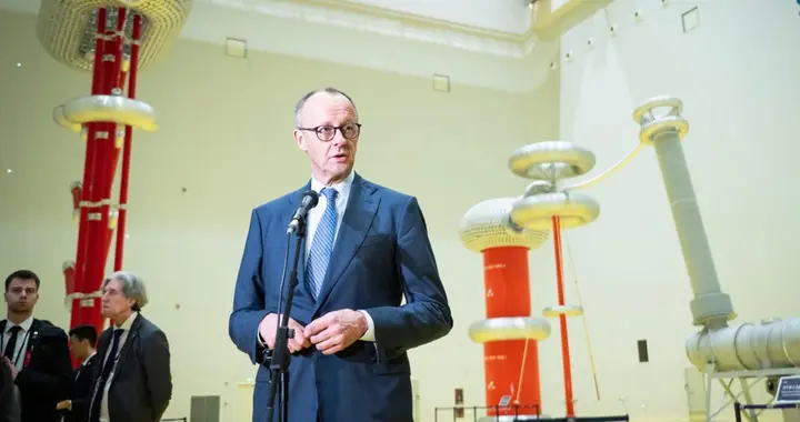 默茨访华大受震撼，离开中国前突然改口，得罪美国也在所不惜