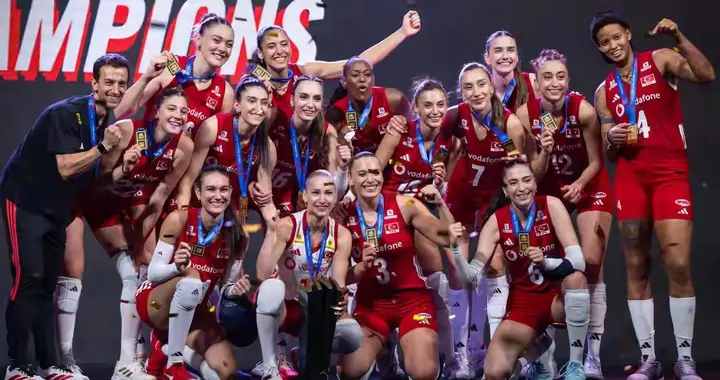 瓦尔加斯狂砍33分荣膺MVP 土耳其女排逆转巴西