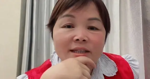 叶锐聪妈妈贵州直播 点赞超1000万粉丝达新高 不给儿子买羽绒服为啥