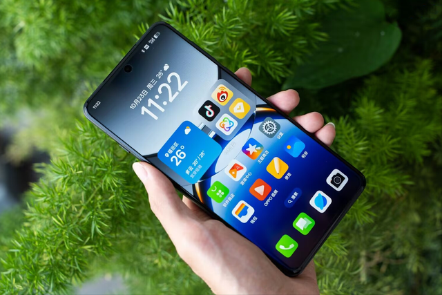 OPPO发力618，从5299元跌至3771元，耐摔曲屏+120倍变焦...