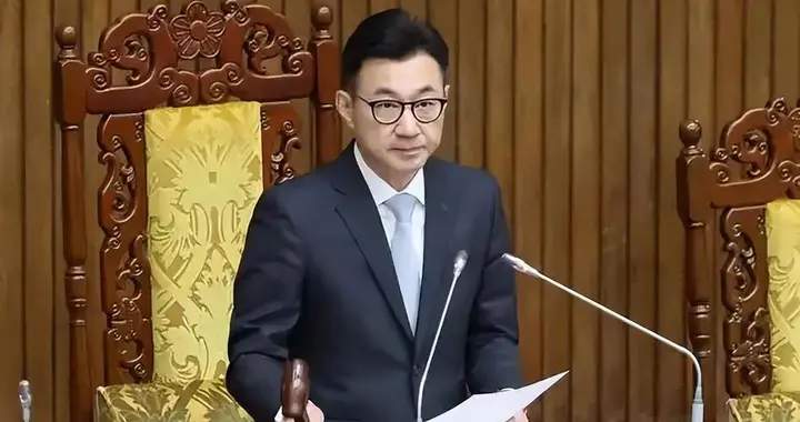 郑丽文出手，新北暗流涌动，蓝营棋局悄然换人