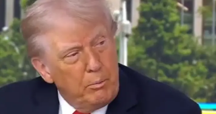 特朗普直言乌方 “输了就是输了”，3500亿换25%失地，够丢人了