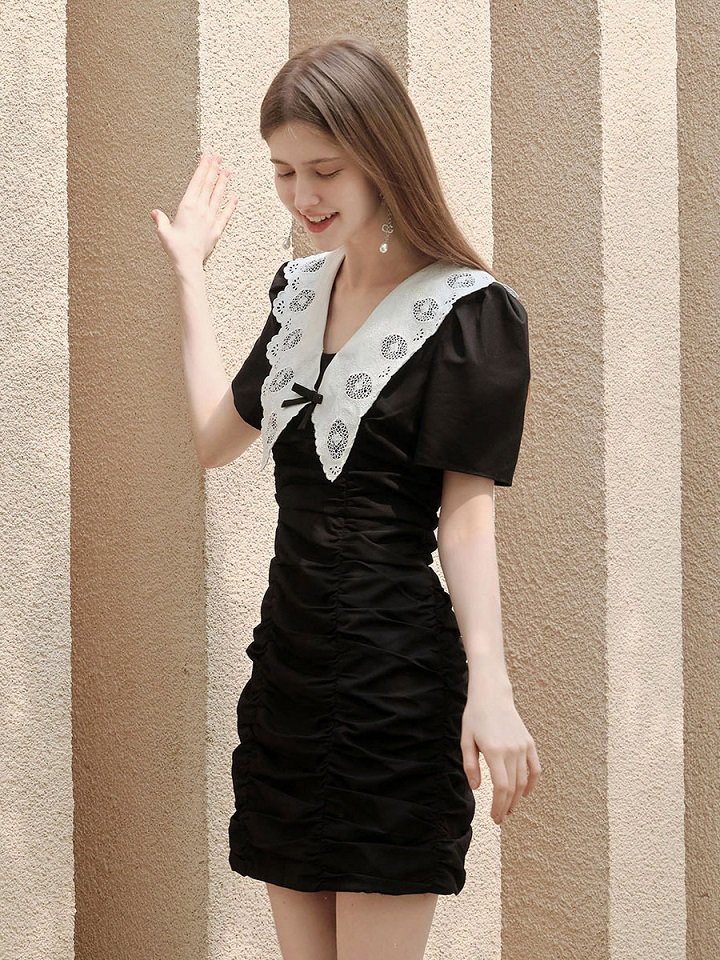 娃娃领复古褶皱短袖连衣裙