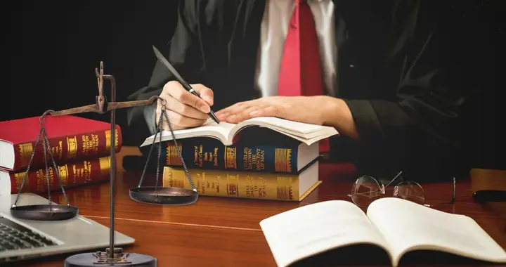 就业率最低仅57.6%！近10年本科红牌专业公布，这两个专业上榜9次